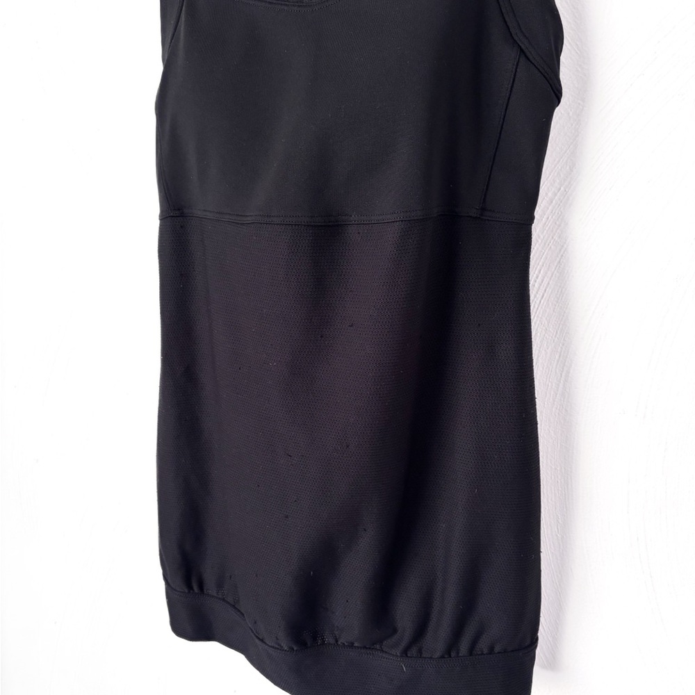 Athleta Tank Miles Top Mesh in Black. size XS - Picture 2 of 5